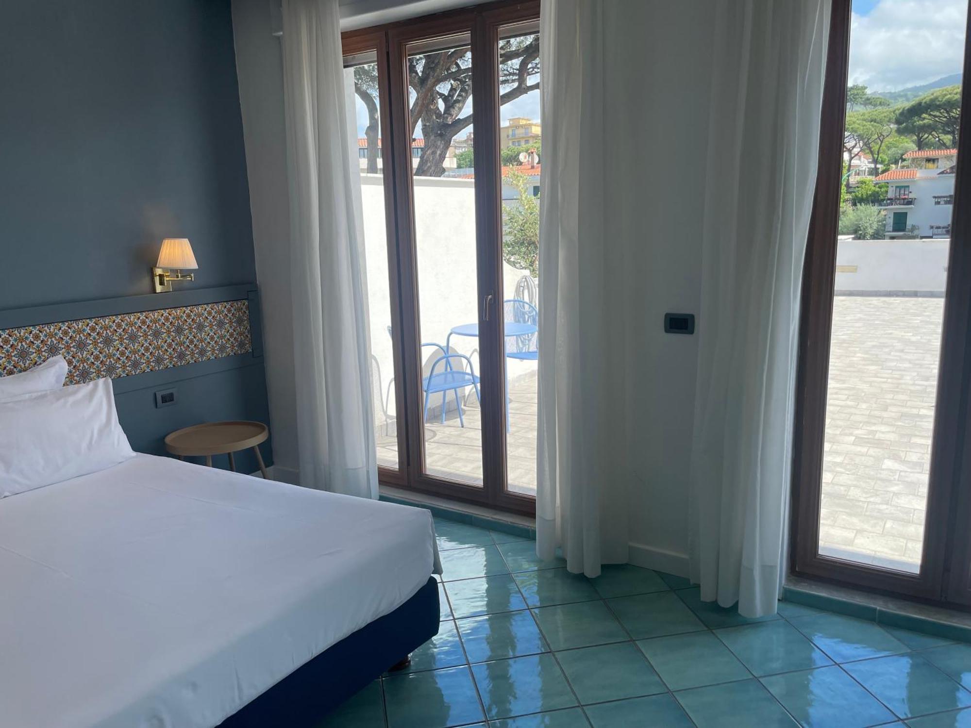 Hotel Marad Torre del Greco Kültér fotó