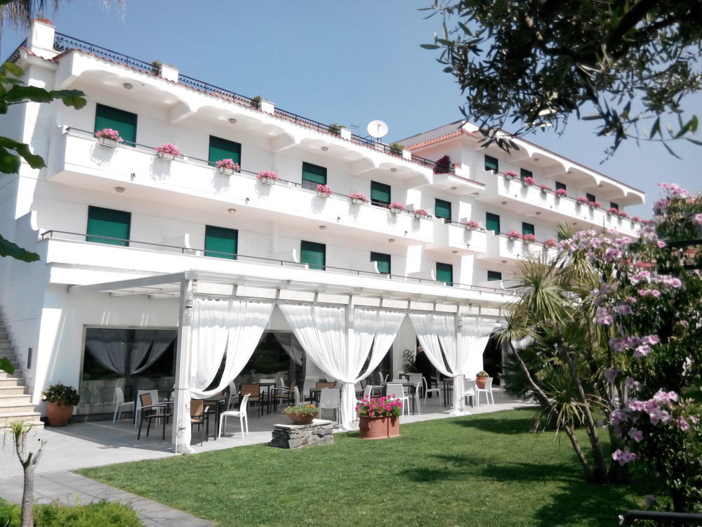 Hotel Marad Torre del Greco Kültér fotó